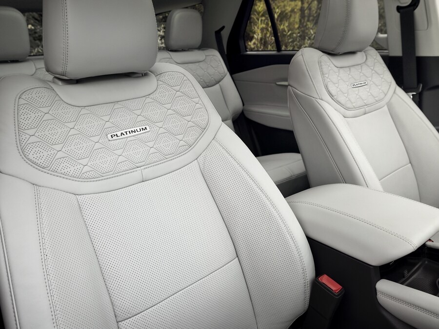 A 2025 Ford Explorer® Platinum model interior of front row seats