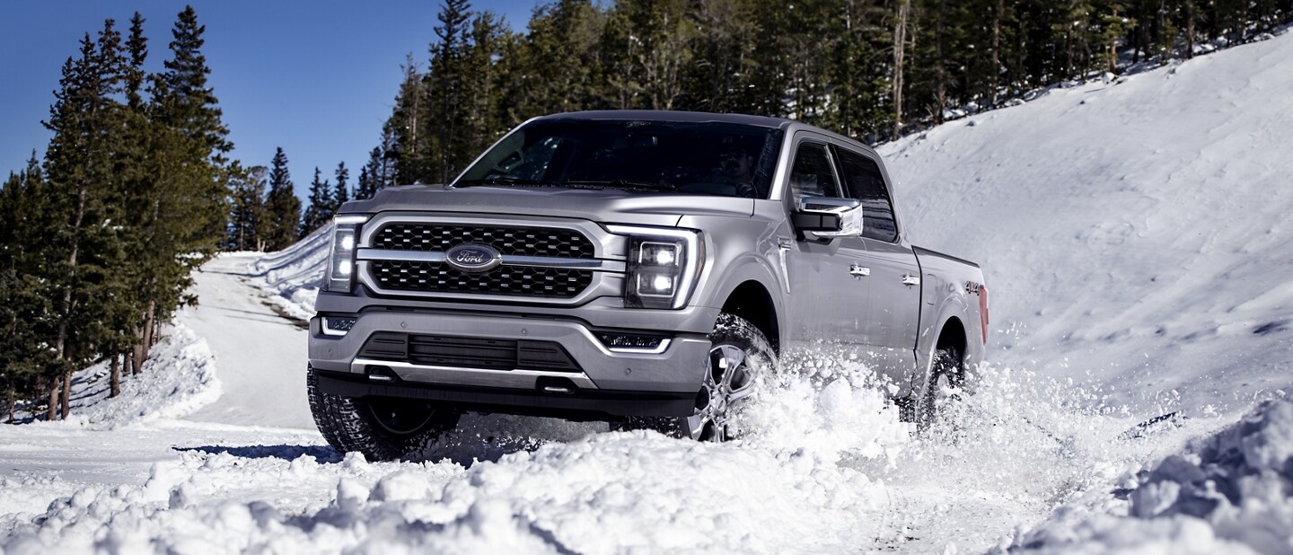 2021 Ford F 150 Plug In Bumper Extra Plug Rear : 5 Fun Facts About The 2021 F 150 S Onboard ...