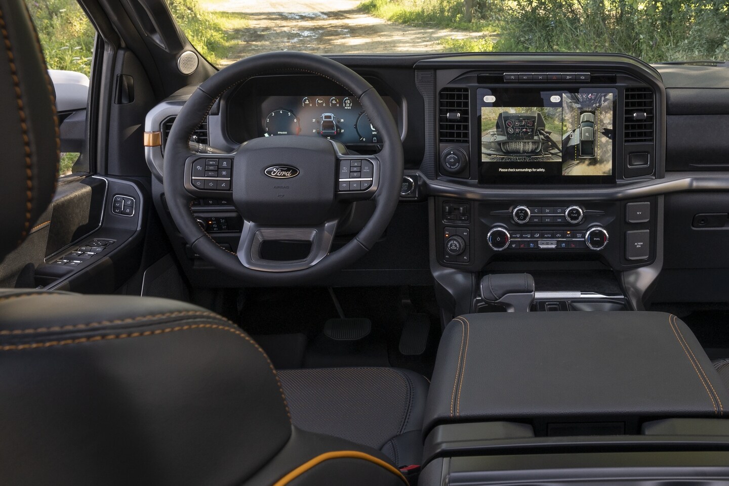 cockpit view of the F-150 TREMOR 12 inch produtivity screen