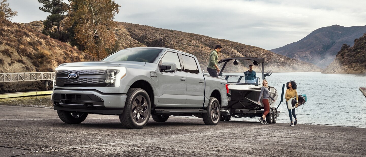 2023 Ford F-150 Lightning pulling a boat out of the water