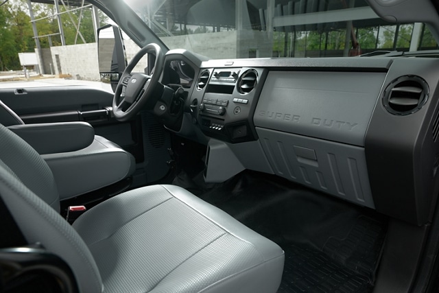 2023 Ford F-750 Regular Cab front interior
