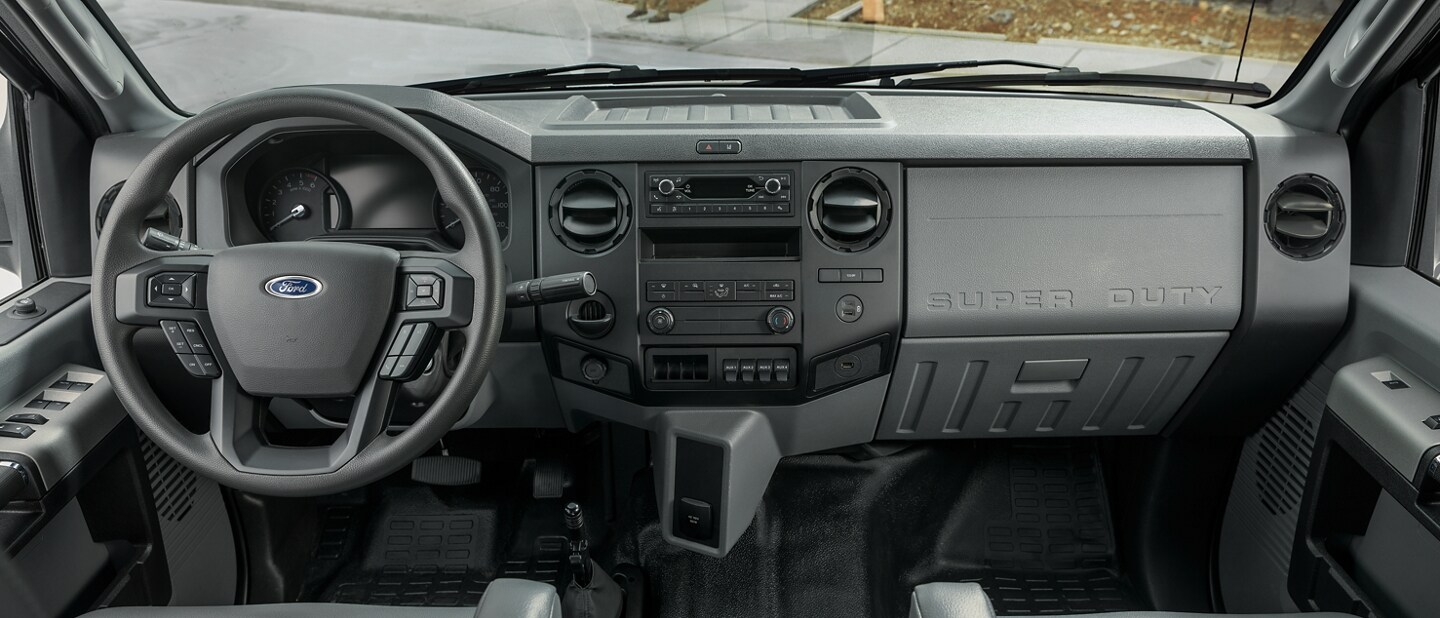 2025 Ford F650 & F750 Commercial Truck Interior Features