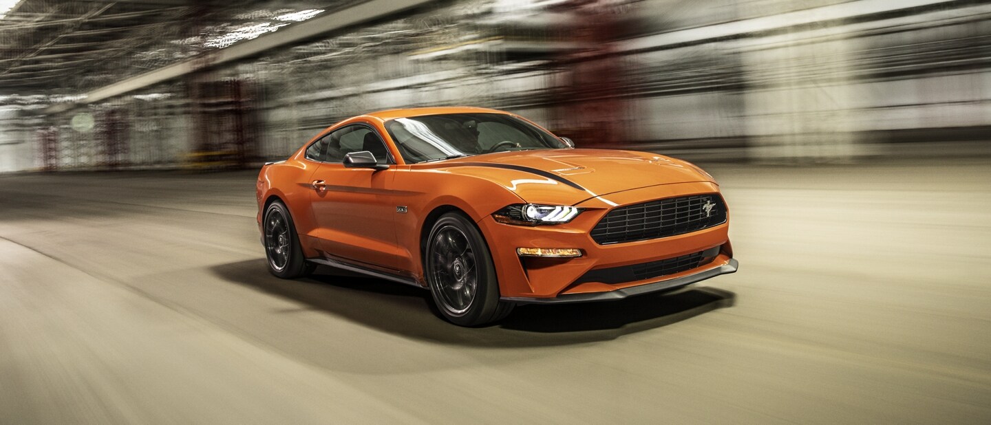 21 Ford Mustang Sports Car Hear The Roar