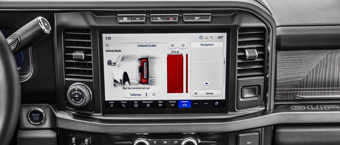 Ford Super Duty® touchscreen showing Onboard Scales feature