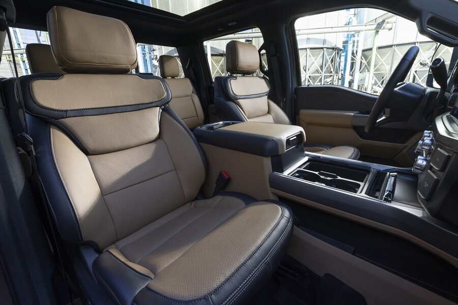 Interior of a 2024 Ford Super Duty® F-350® LARIAT