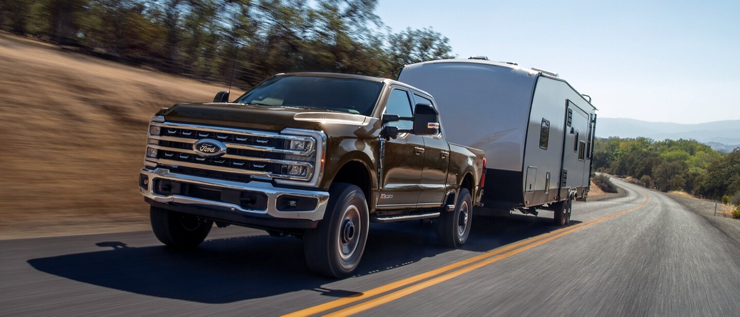 2025 Ford Super Duty® Commercial Truck Interior & Exterior Features