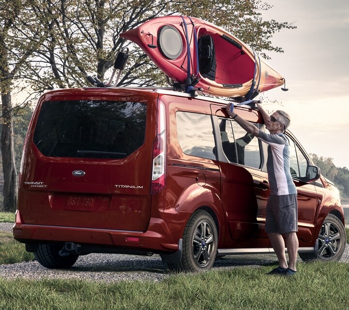 2020 Ford® Transit Connect Passenger Wagon BestinClass 7 Passenger