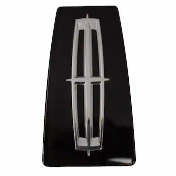 Grille Emblem - Front
