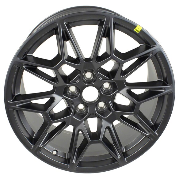 A wheel / rim of vehicle Performance package - Rear 19X9 Fr/19X9.5 Rr-Alum Prm Pntd Main Image