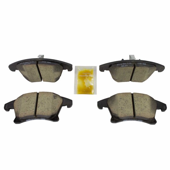 Disc Brake Pad Set Kit Lining - Front Main Image