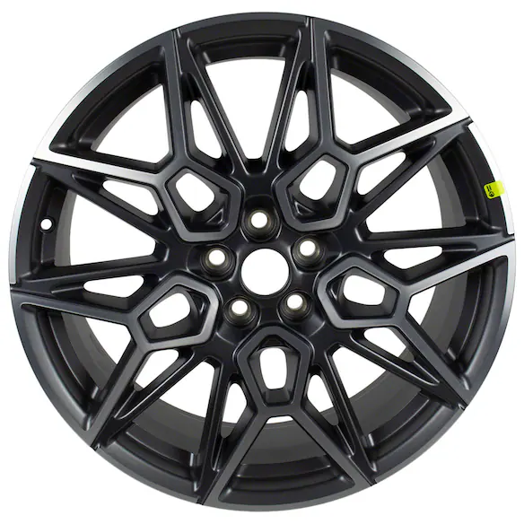 A wheel / rim of vehicle Face 20", 20 X 8" Main Image