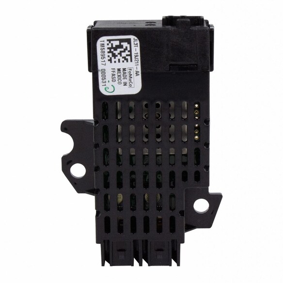 Power Inverter Voltage Converter - Front Main Image