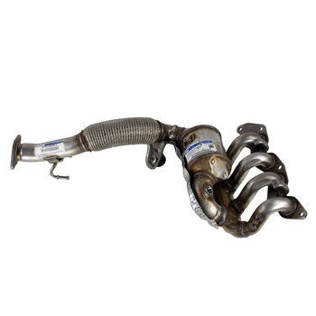 Catalytic Converter with Integrated Exhaust Manifold And Catalyst
