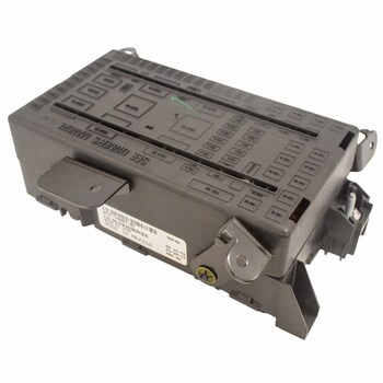 Box Fuse - Passenger (AT)