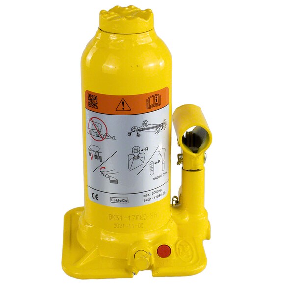 Floor Jack Lifting Main Image