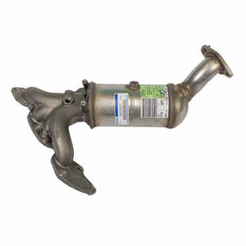 Catalytic Converter with Integrated Exhaust Manifold - 2.5L