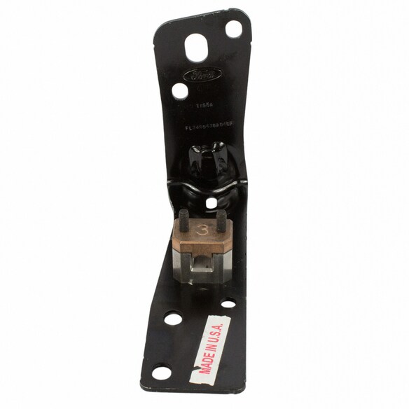 Tailgate Hinge Retainer Main Image
