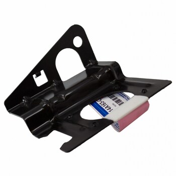 Trailer Tow Harness Bracket Wiring Connector