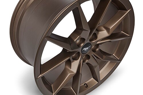 Mustang Dark Horse 19 in x 10 in - Sinister Bronze | Accessories