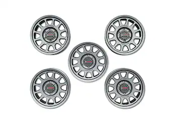 Bronco 17" X 8.5" METHOD Wheel + Center Cap - Gray
