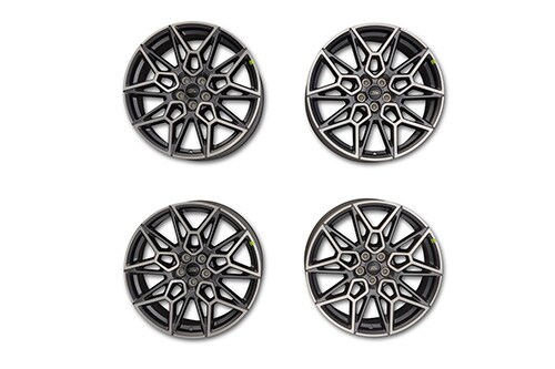 Maverick 20インチ ホイールセット Maverick 20 in X 8 in Machined Face Wheel Kit | Accessories | Ford.com